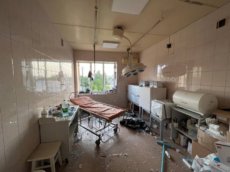 Мэр Николаева Александр Сенкевич опубликовал фото последствий утренних ударов по городу