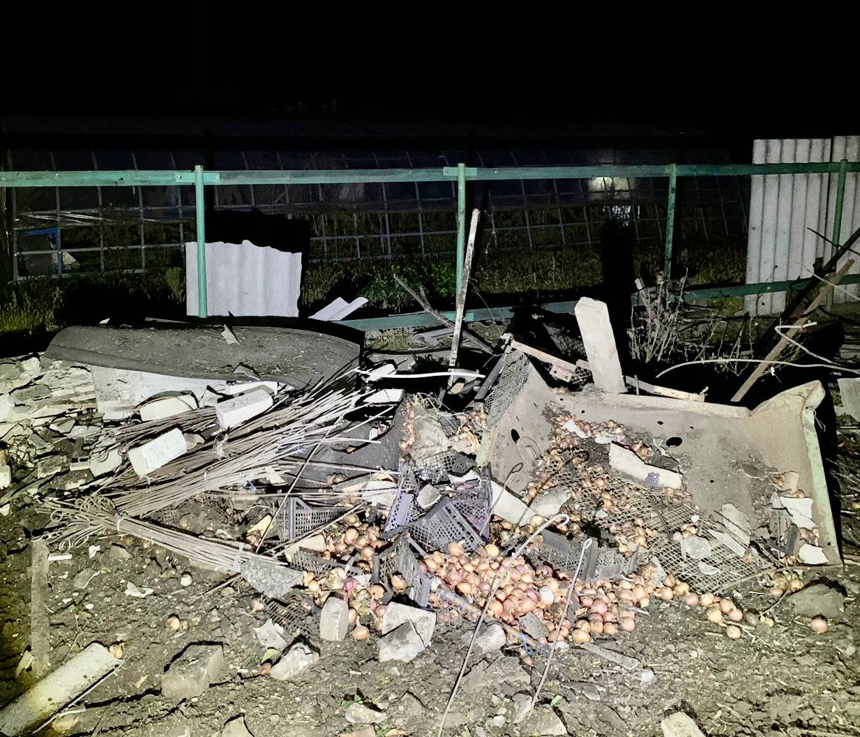 Никопольский район Днепропетровской области под обстрелом