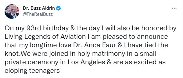 Скриншот из Твиттера Базза Олдрина
