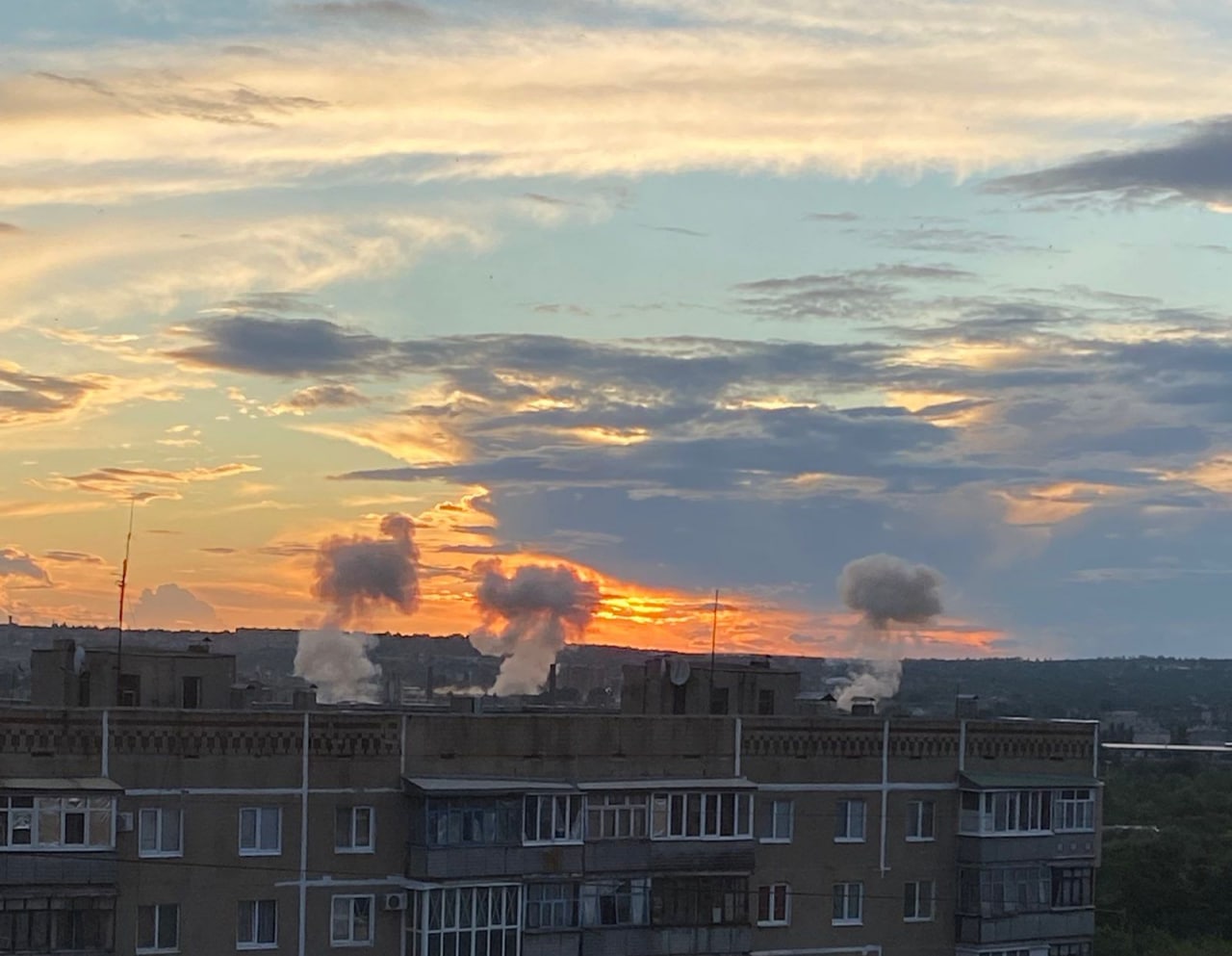 Славянск обстреливают российские войска