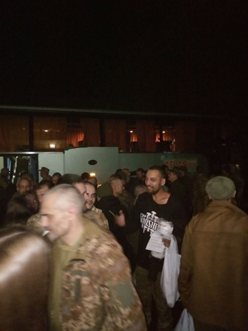 Украинцы вернулись из плена