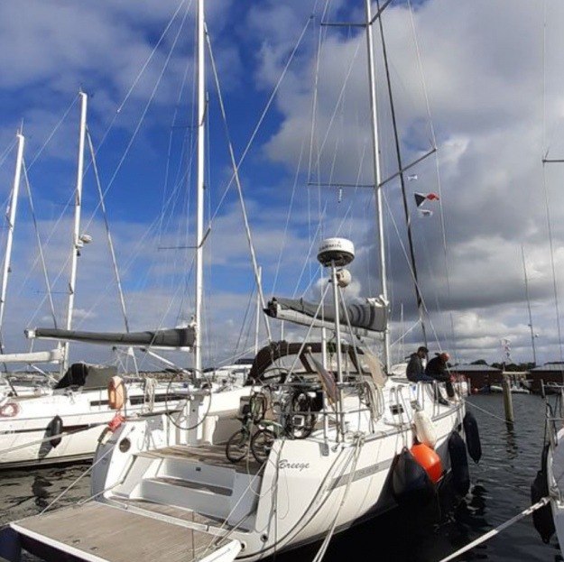 Яхта может быть причастна к взрывам на "Северном потоке"