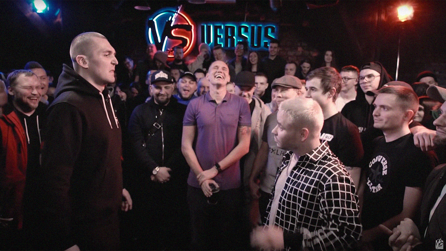 Энди Картрайт во время баттла с Грязным Рамиресом, 2018 год, фото -&nbsp;versusbattleru/YouTube.com