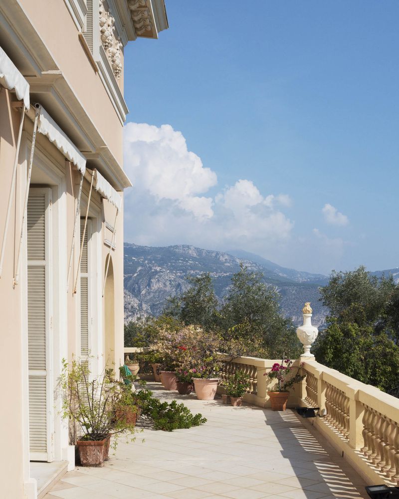 Вилла Les C&egrave;dres