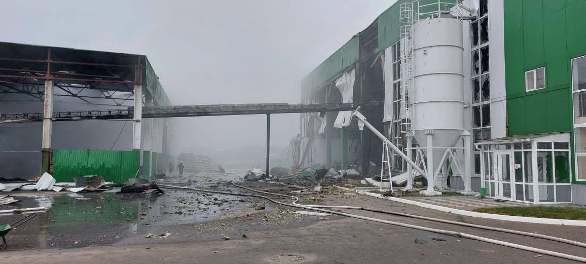 Фото руйнувань ТЕЦ після удару російських дронів